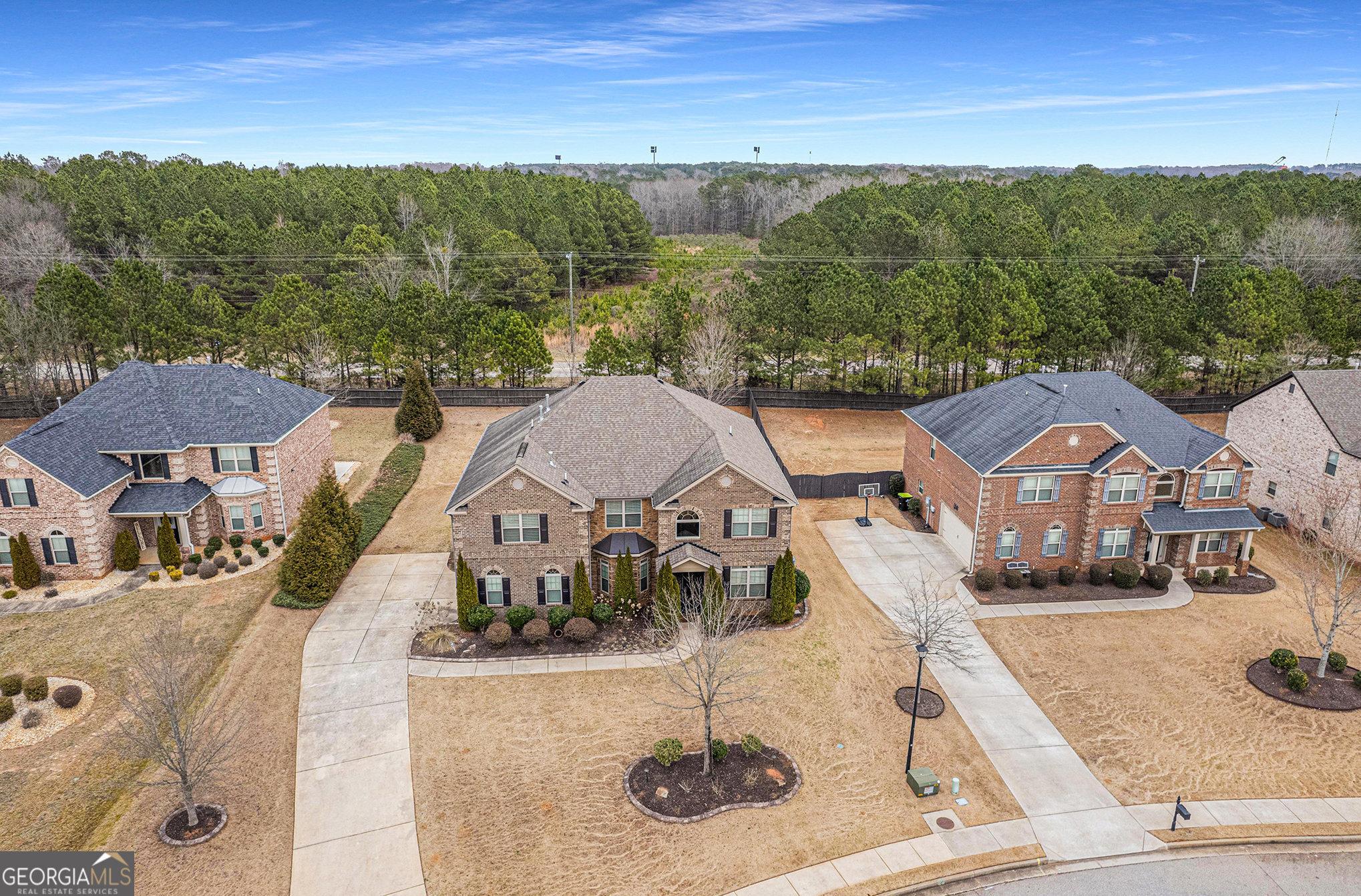 Photo one of 929 Donegal Dr Locust Grove GA 30248 | MLS 10224247G
