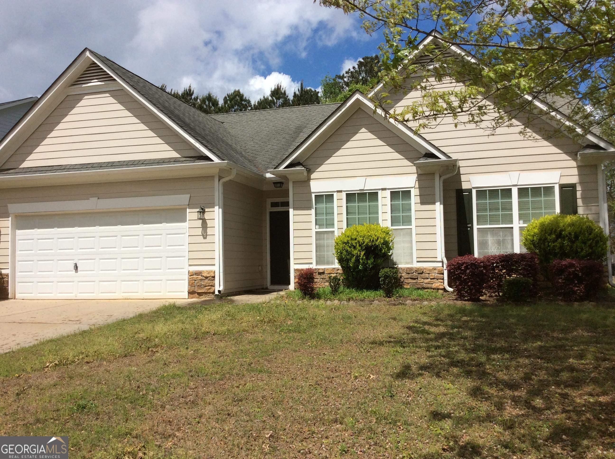 Photo one of 358 Southgate Dr Locust Grove GA 30248 | MLS 10274866G