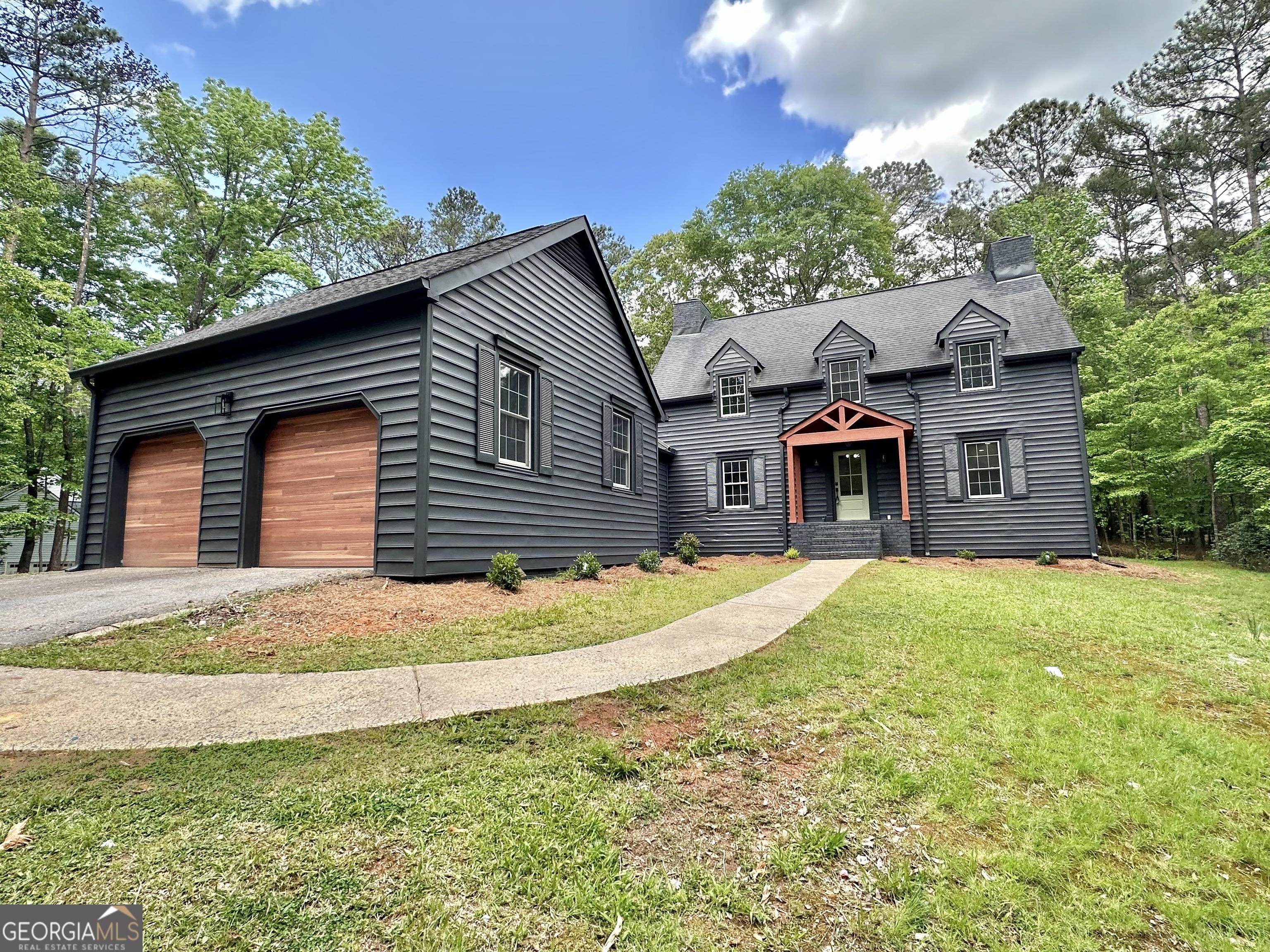 Photo one of 203 Parkway Dr Peachtree City GA 30269 | MLS 10286048G