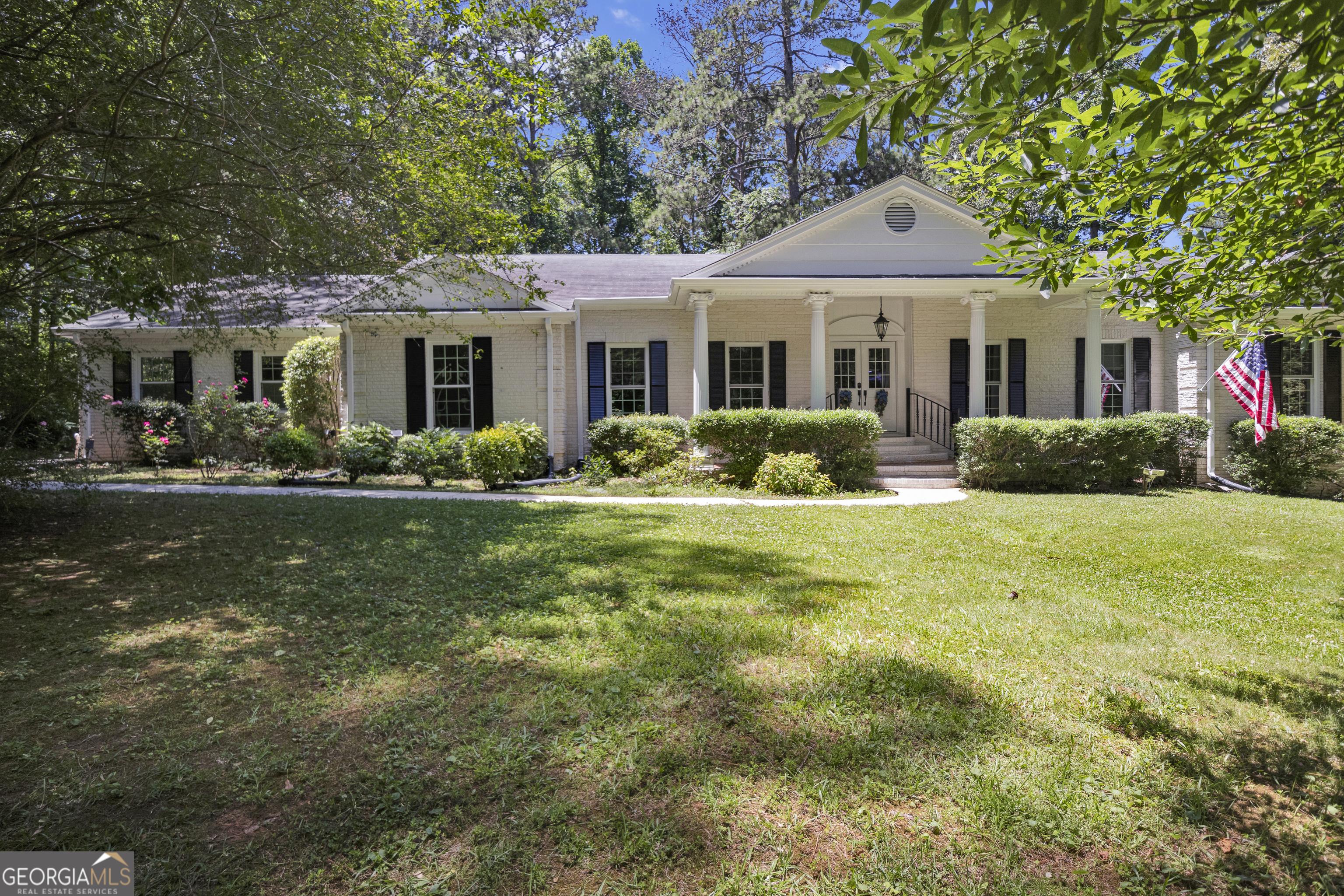 Photo one of 4505 Cochran Mill Rd Fairburn GA 30213 | MLS 10318944G