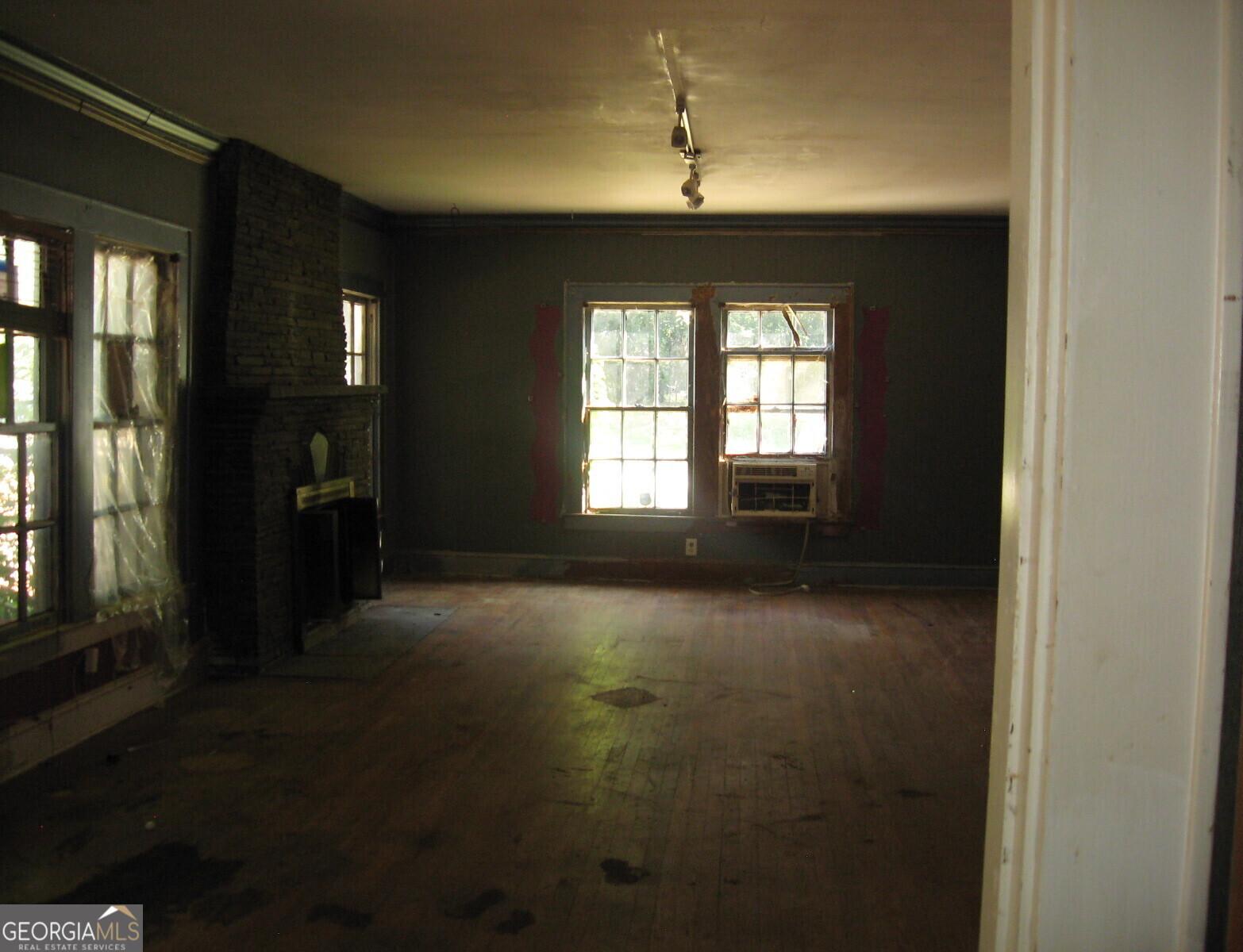 Photo #7