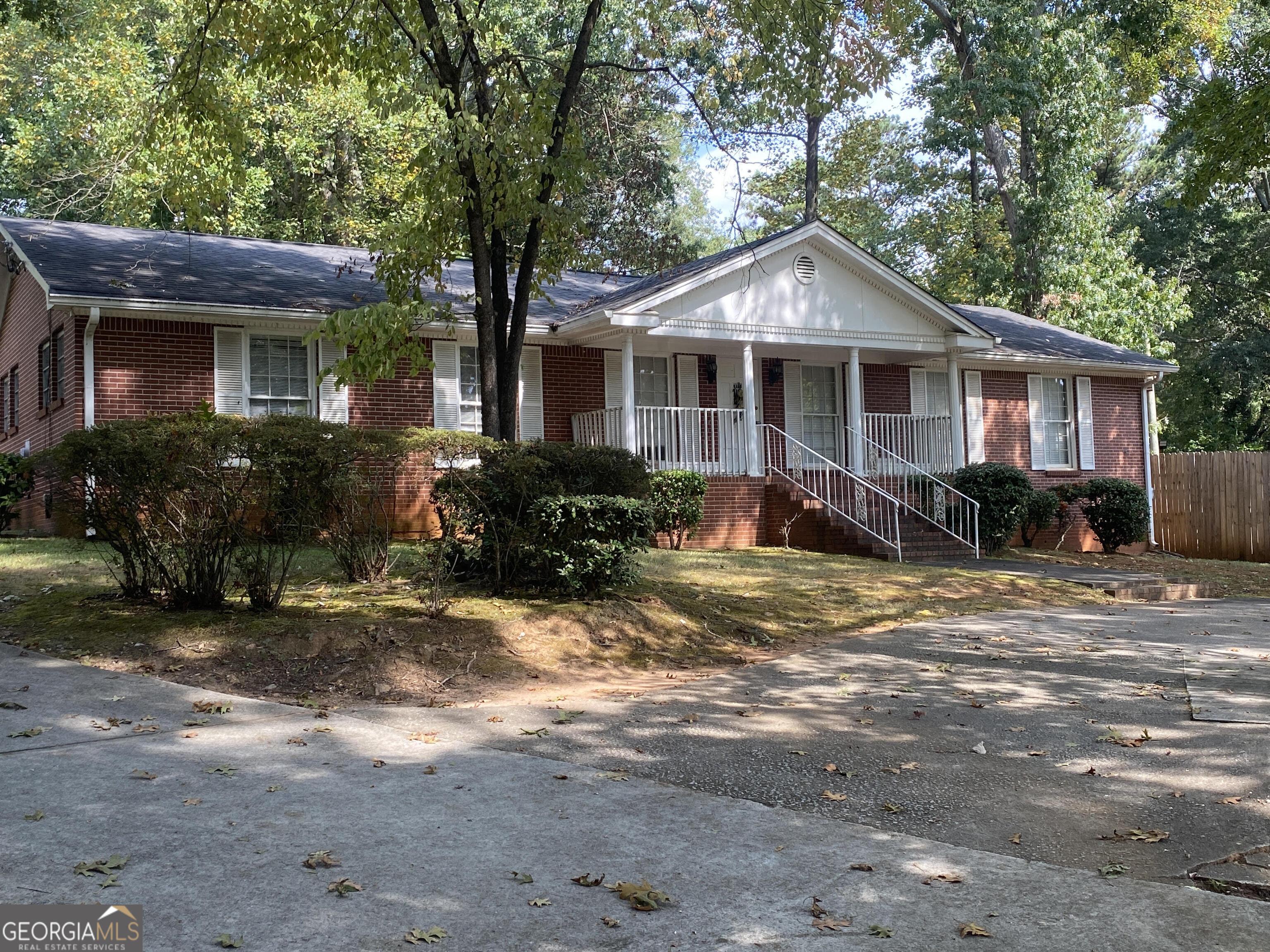 Photo one of 4850 Lehigh Dr Douglasville GA 30135 | MLS 10384648G