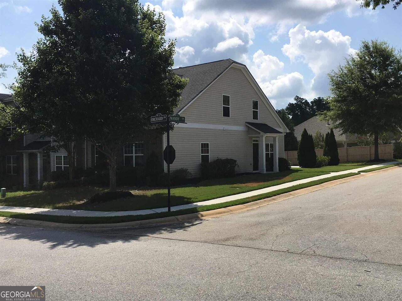 Photo one of 160 Orchard Dr Covington GA 30014 | MLS 10427793G