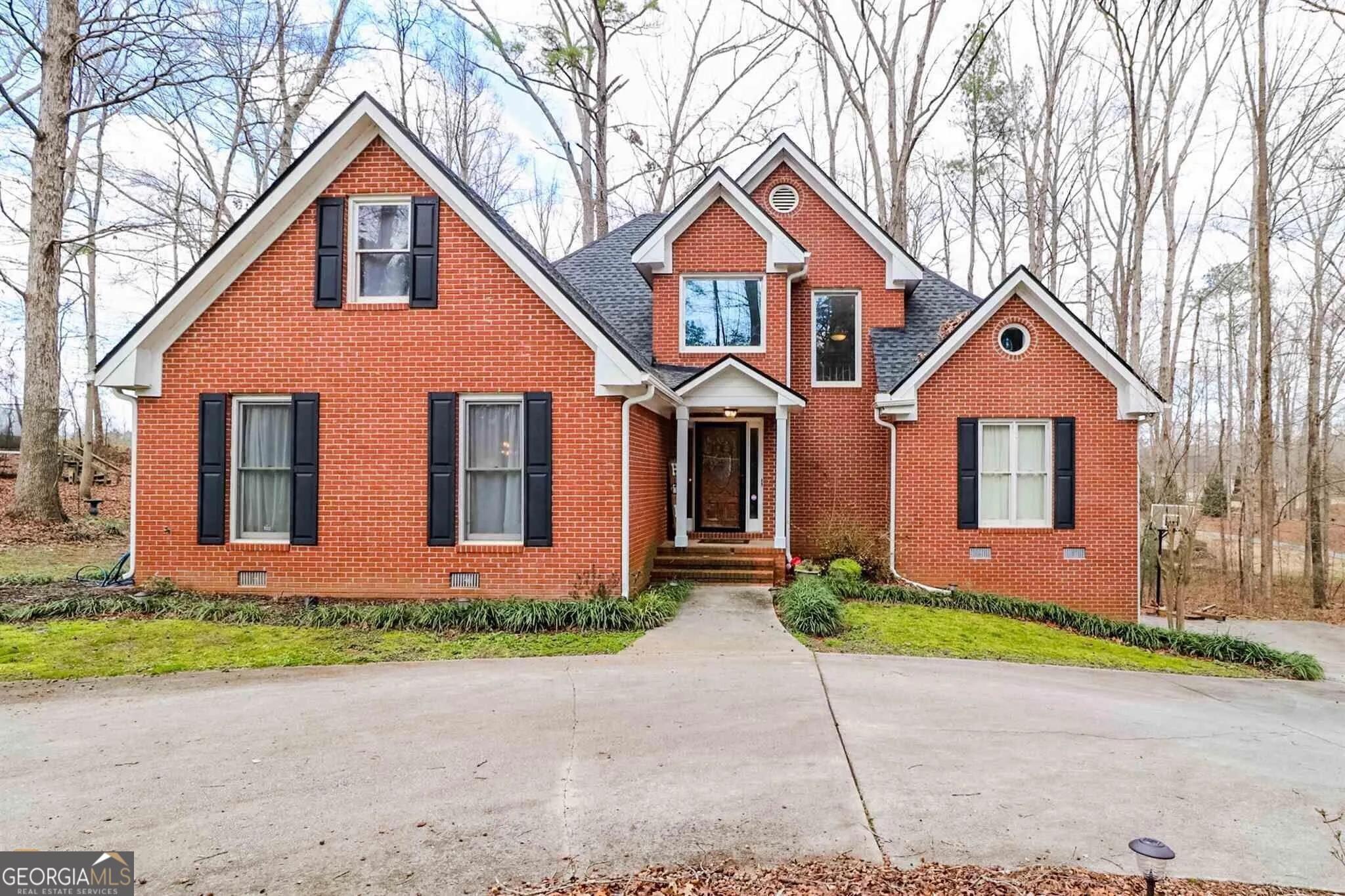 Photo one of 15 Tabor Forest Dr Oxford GA 30054 | MLS 20165632G