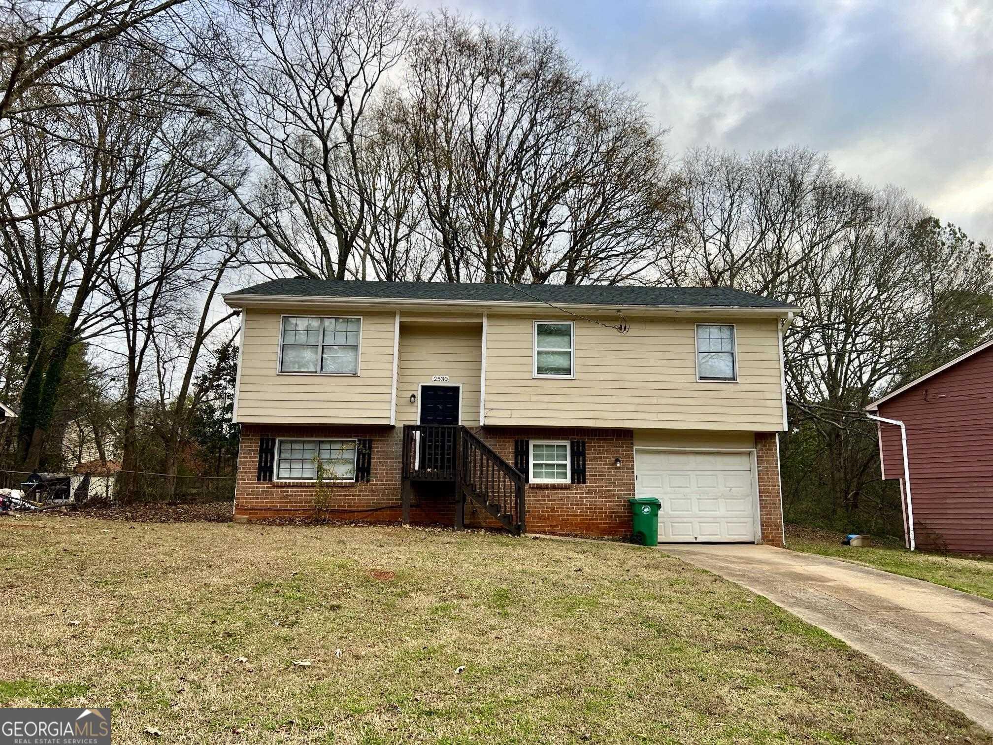 Photo one of 2530 Candler Woods Decatur GA 30032 | MLS 20166728G
