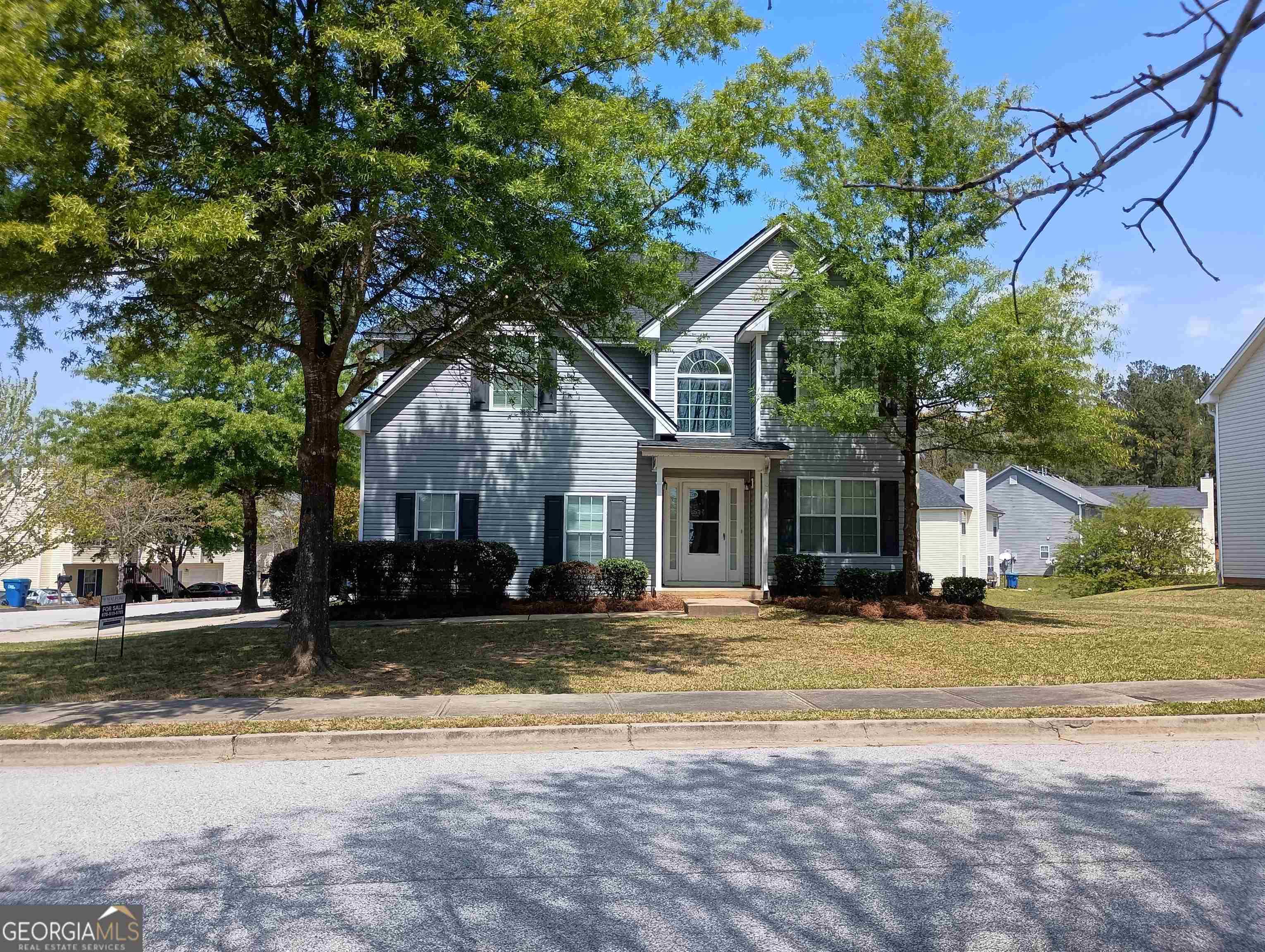 Photo one of 590 Amish Ave Riverdale GA 30296 | MLS 20178233G