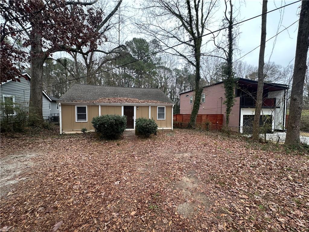 Photo one of 3238 Pebble Dr East Point GA 30344 | MLS 7315375F