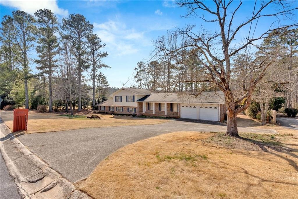 Photo one of 3425 Hickory Crest Nw Dr Marietta GA 30064 | MLS 7342740F