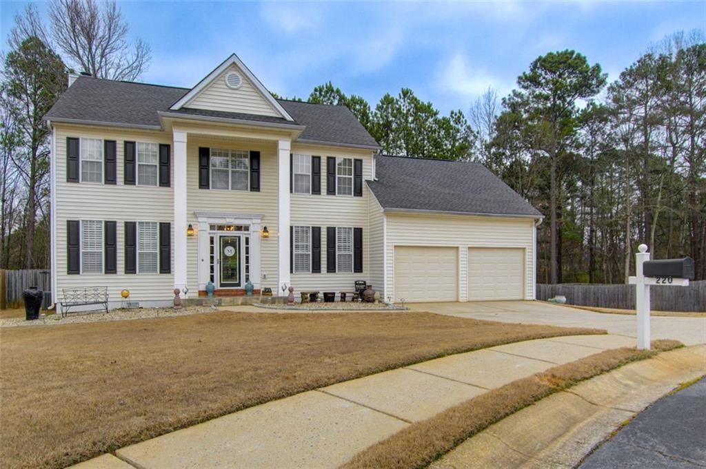 Photo one of 220 Mcintosh Place Dr Fayetteville GA 30214 | MLS 7344606F