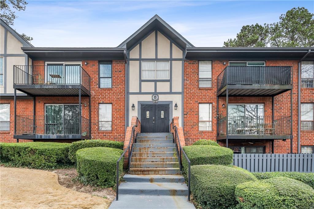 Photo one of 6851 Roswell Rd # O27 Sandy Springs GA 30328 | MLS 7344963F