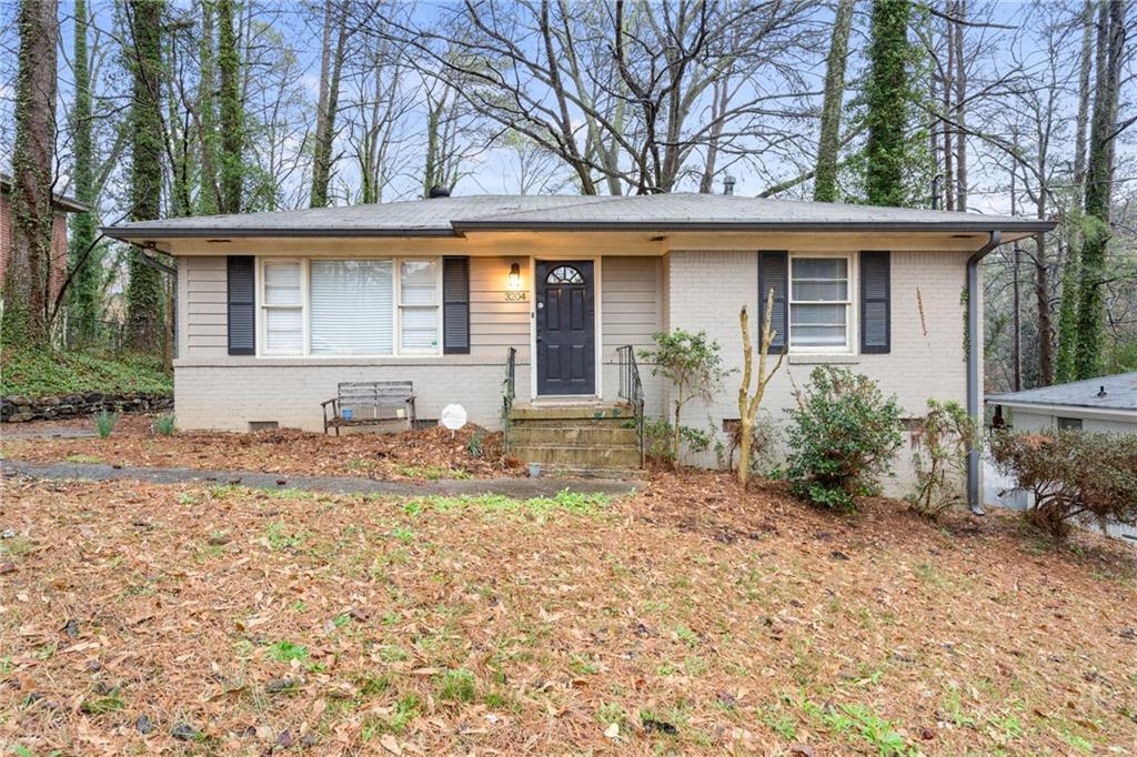 Photo one of 3204 Delowe Dr East Point GA 30344 | MLS 7348378F