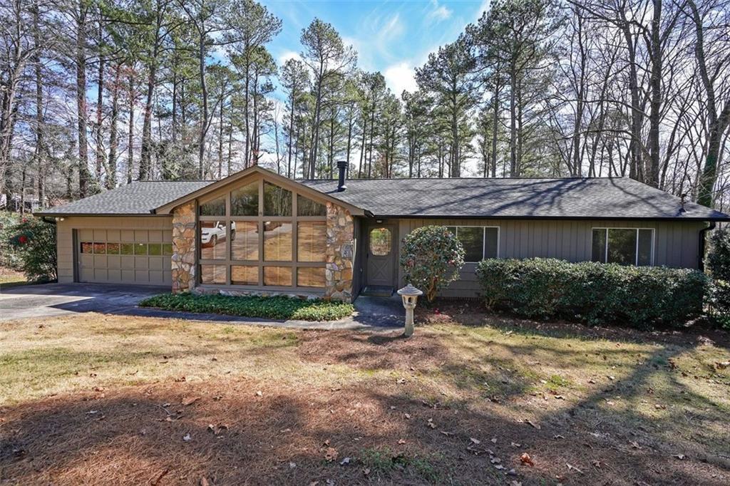 Photo one of 748 Kennesaw Due West Nw Rd Kennesaw GA 30152 | MLS 7351243F