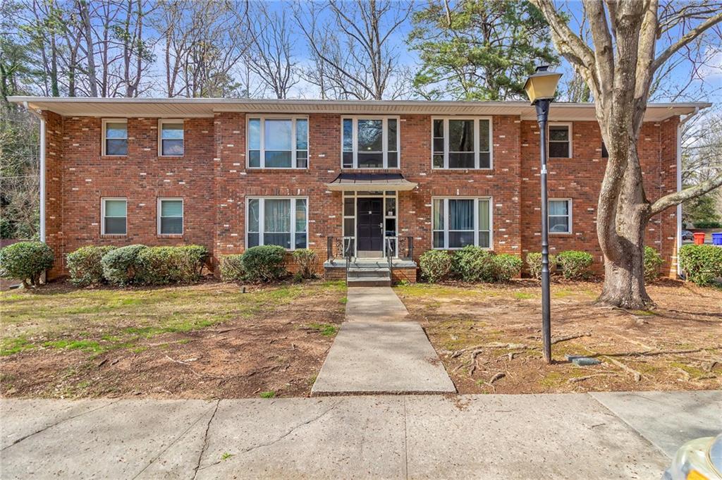 Photo one of 510 Coventry Rd # 18D Decatur GA 30030 | MLS 7353715F