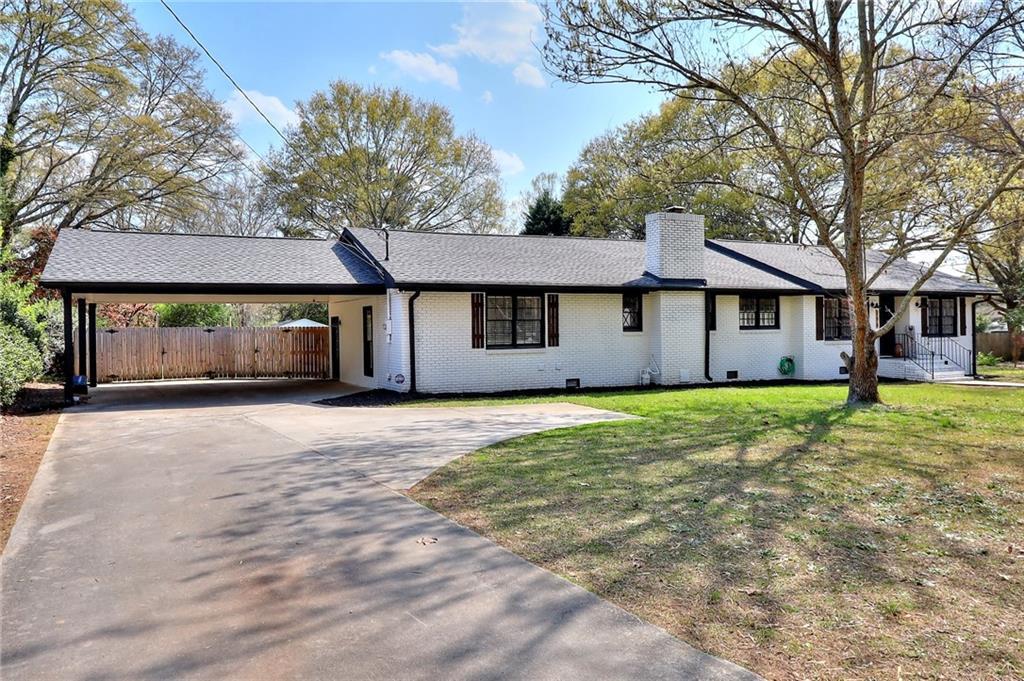 Photo one of 246 S Forest Ave Social Circle GA 30025 | MLS 7356811F