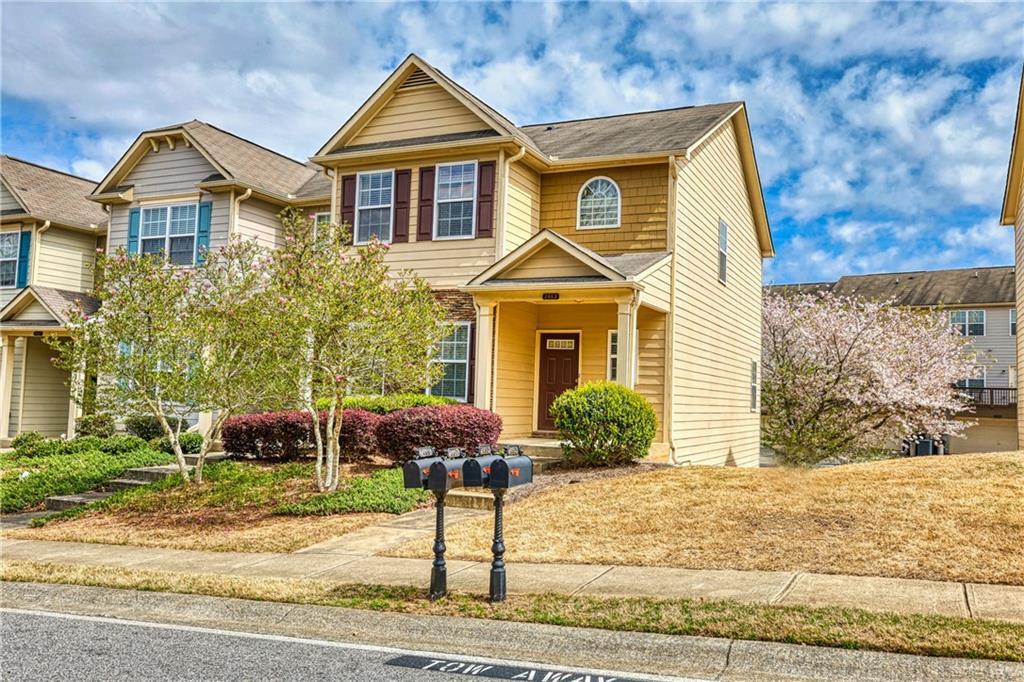 Photo one of 2463 Suwanee Pointe Dr Lawrenceville GA 30043 | MLS 7359299F