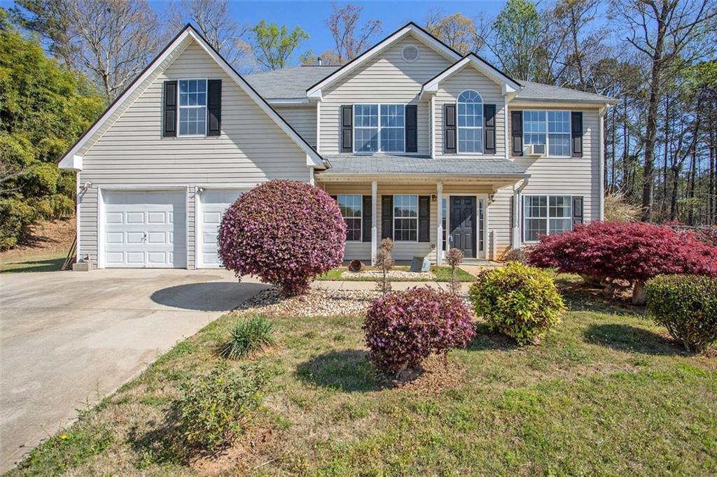 Photo one of 720 Mohansic Ave Loganville GA 30052 | MLS 7360583F