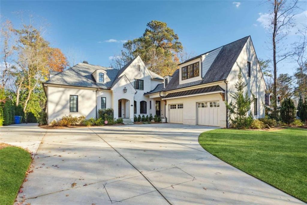 Photo one of 4075 Peachtree Dunwoody Ne Rd Atlanta GA 30319 | MLS 7360993F