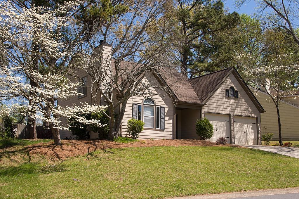 Photo one of 4564 Hickory Forest Dr Acworth GA 30102 | MLS 7361664F