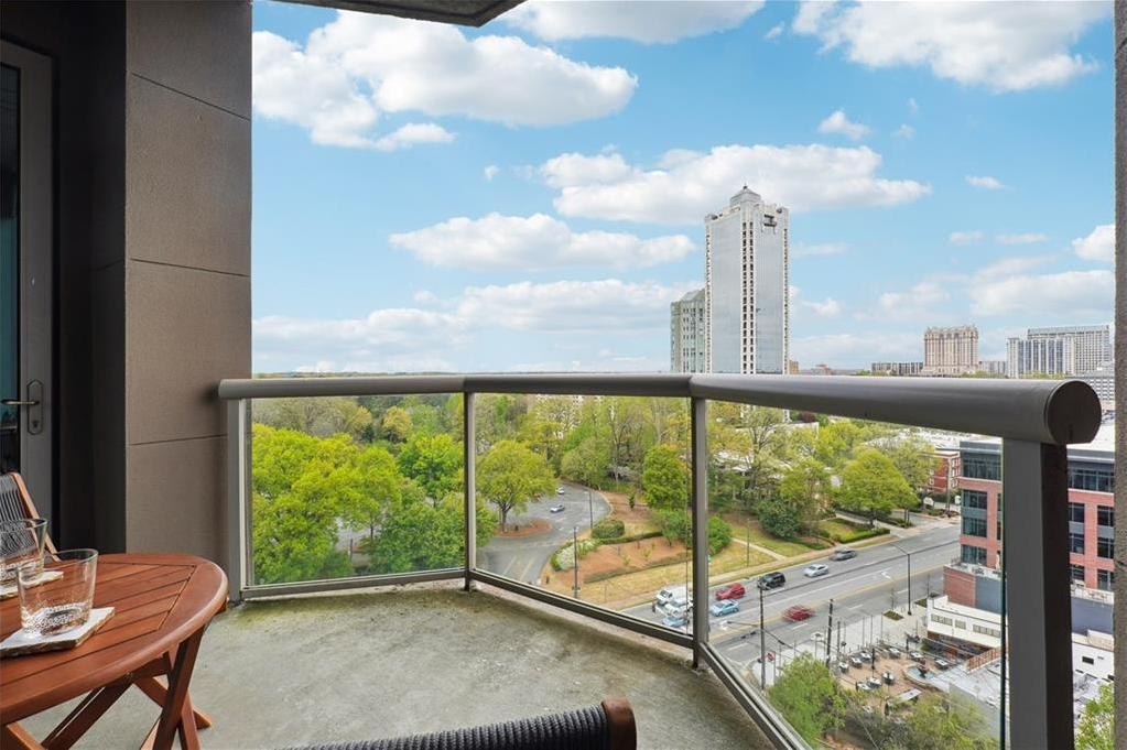 Photo one of 2795 Ne Peachtree Ne Rd # 1207 Atlanta GA 30305 | MLS 7363822F