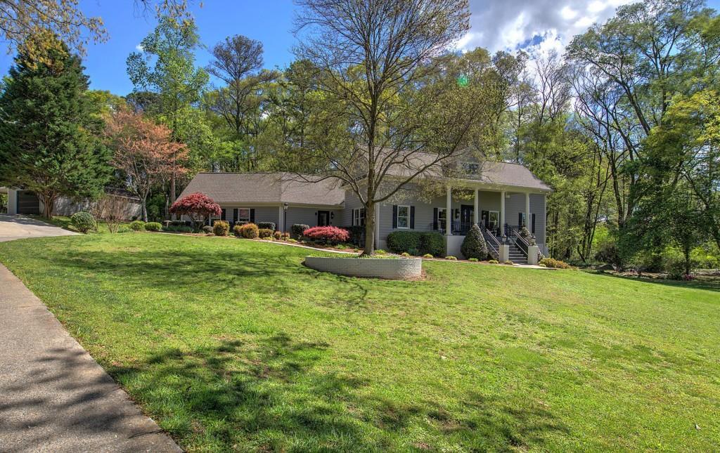 Photo one of 2740 Kinjac Dr Marietta GA 30066 | MLS 7365430F