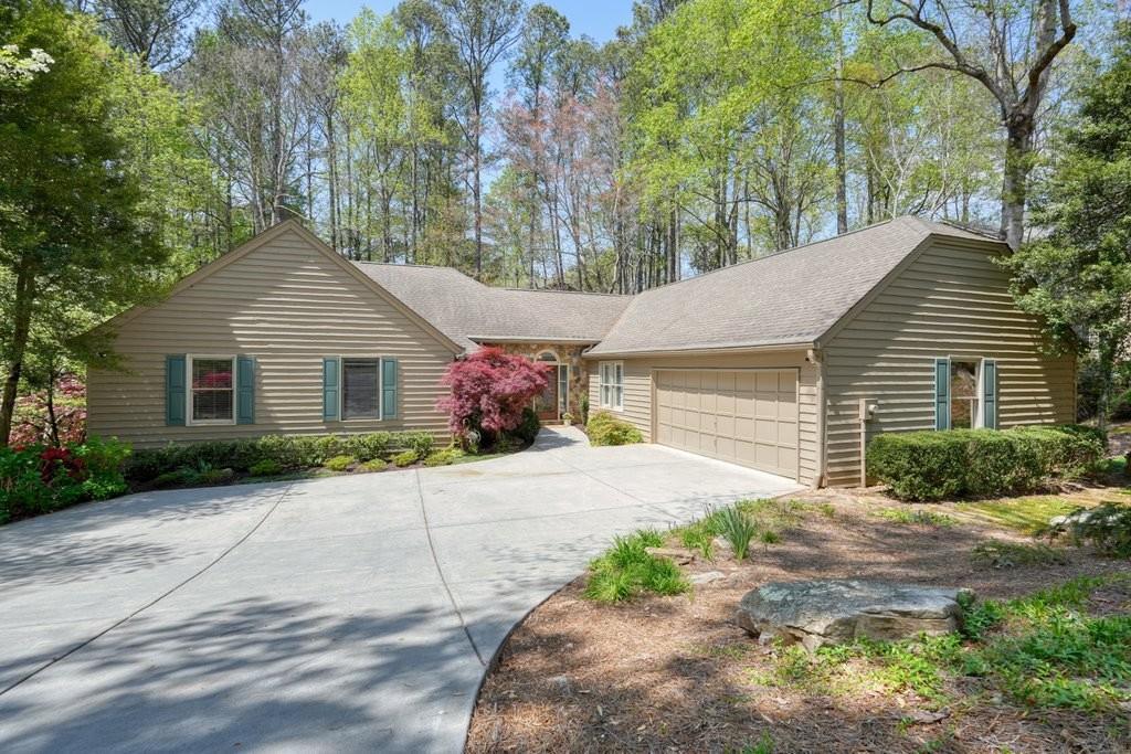 Photo one of 4223 Sterling Shire Roswell GA 30075 | MLS 7366813F