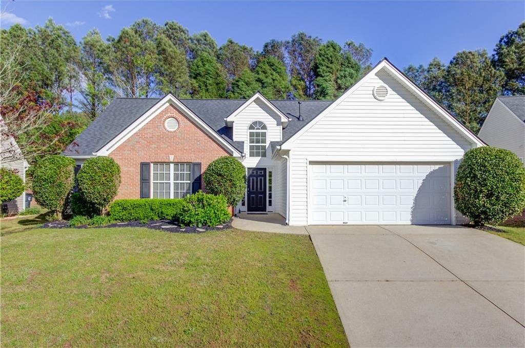 Photo one of 975 Grace Dr Lawrenceville GA 30043 | MLS 7367564F