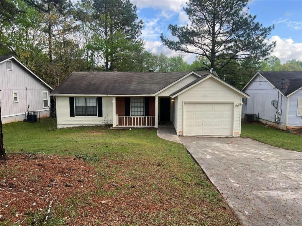 Photo one of 2018 Marbut Forest Dr Lithonia GA 30058 | MLS 7368212F