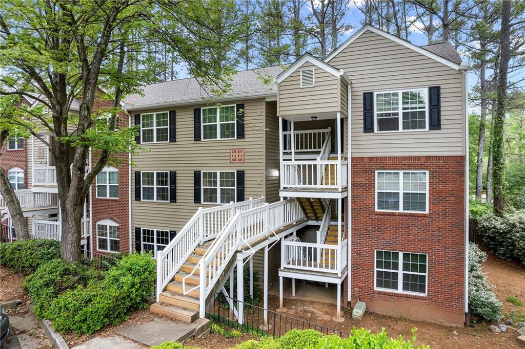 Photo one of 316 Teal Ct Roswell GA 30076 | MLS 7368876F