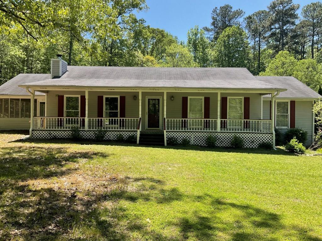 Photo one of 204 Carter Rd Auburn GA 30011 | MLS 7371211F