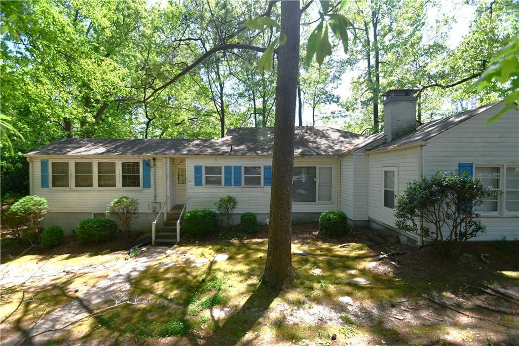 Photo one of 3565 Roxboro Ne Rd Atlanta GA 30326 | MLS 7371531F