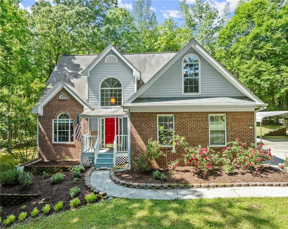 Photo one of 2110 Oakpointe Ct Buford GA 30519 | MLS 7372523F