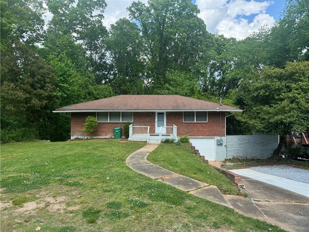 Photo one of 2860 Gresham Se Rd Atlanta GA 30316 | MLS 7372538F