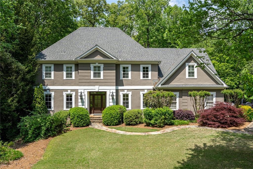 Photo one of 300 Sologne Ct Atlanta GA 30327 | MLS 7372658F