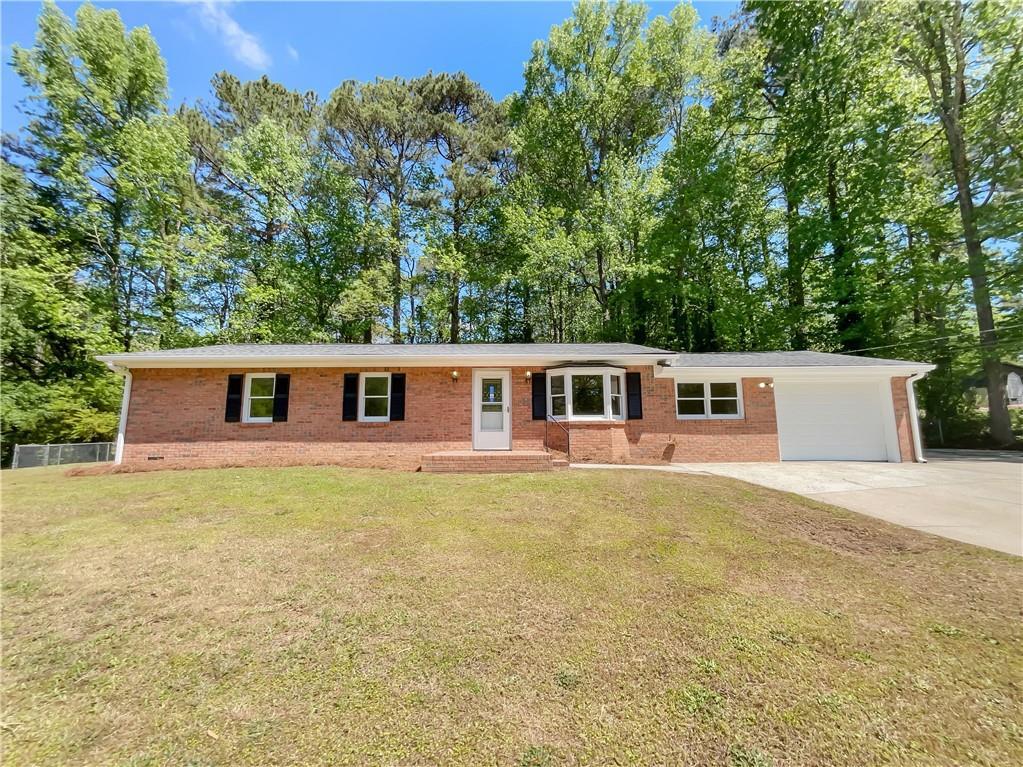 Photo one of 637 Kingston Nw Ln Conyers GA 30012 | MLS 7372953F