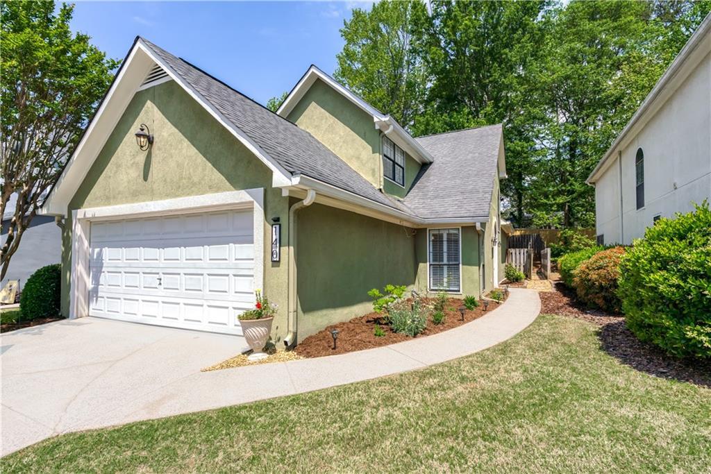 Photo one of 140 Sweetwater Trce Roswell GA 30076 | MLS 7373851F