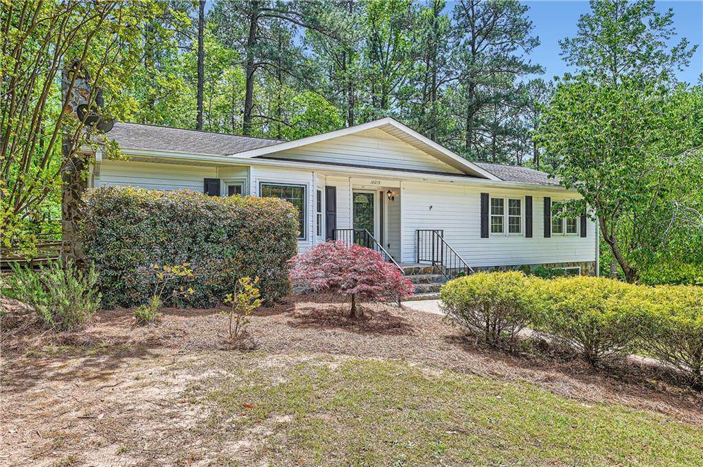 Photo one of 10215 Lakeview Pkwy Villa Rica GA 30180 | MLS 7374073F