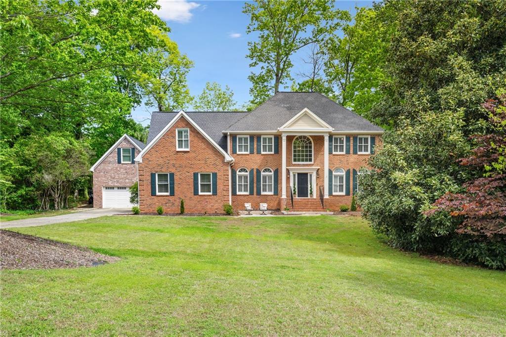 Photo one of 120 Derby Forest Ct Roswell GA 30076 | MLS 7375641F