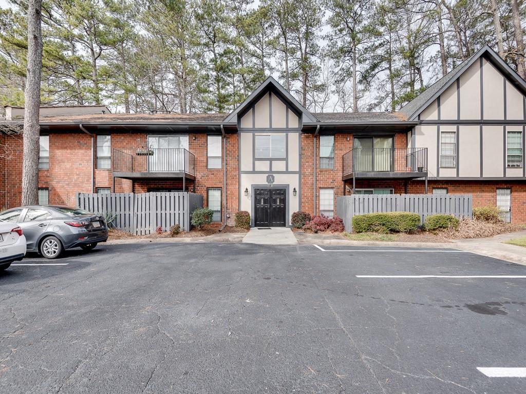 Photo one of 6851 Roswell Rd # A21 Sandy Springs GA 30328 | MLS 7376842F