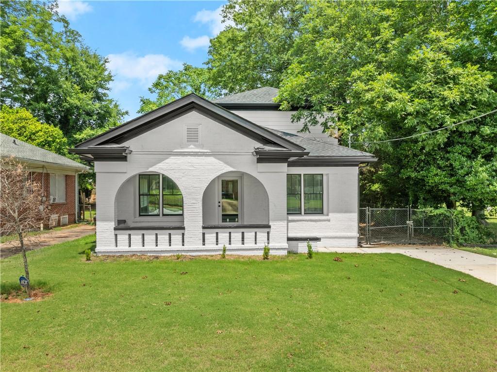 Photo one of 1740 Langston Sw Ave Atlanta GA 30310 | MLS 7412596F