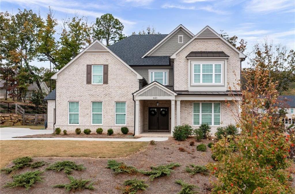 Photo one of 440 Parkbrook Way Canton GA 30114 | MLS 7422850F