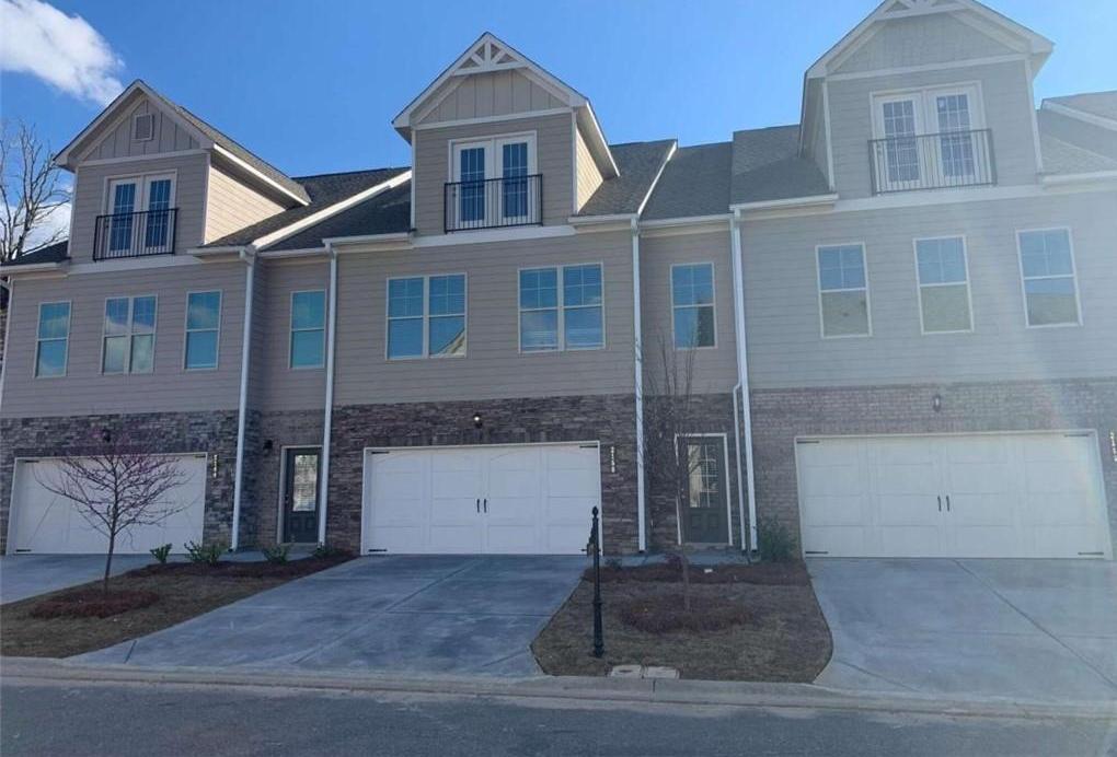 Photo one of 2140 Manor Pointe Dr Cumming GA 30041 | MLS 7474355F