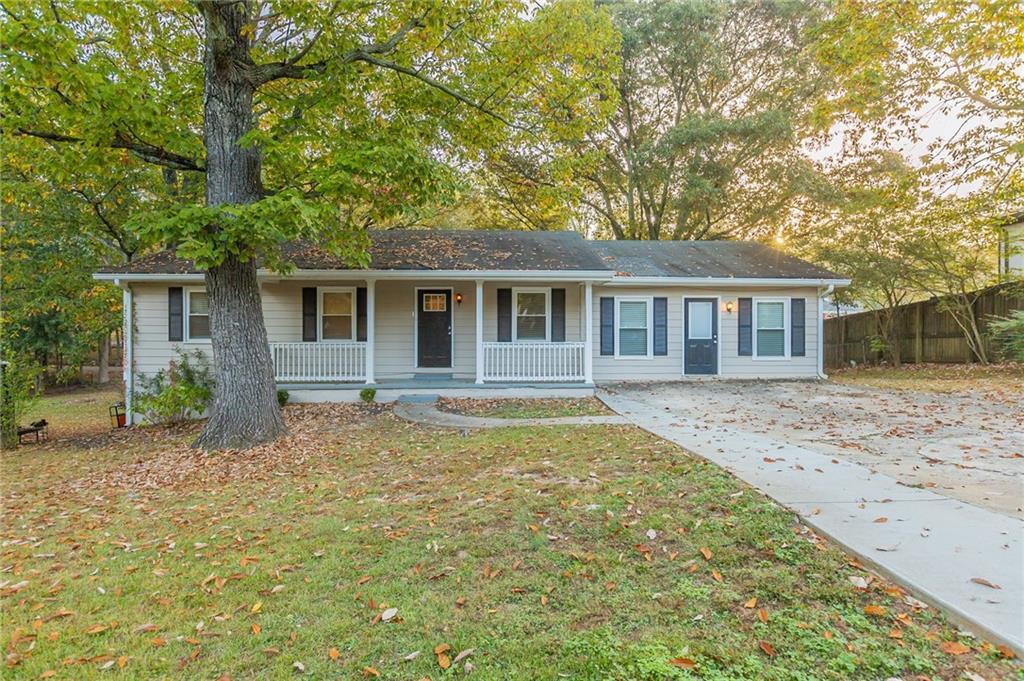 Photo one of 3730 Douglas Ridge Trl Douglasville GA 30135 | MLS 7482918F