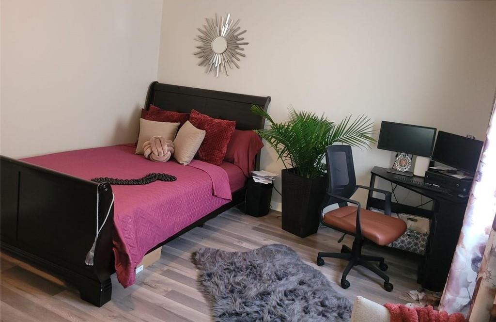 Photo #32