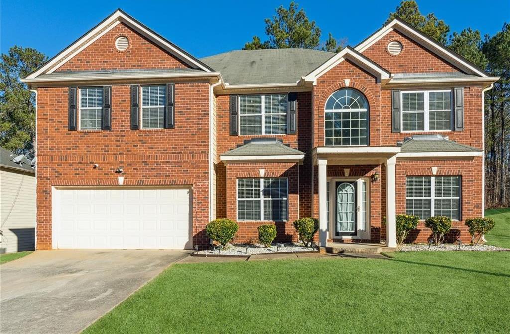 Photo one of 3736 Busker Mill Ln Ellenwood GA 30294 | MLS 7504176F