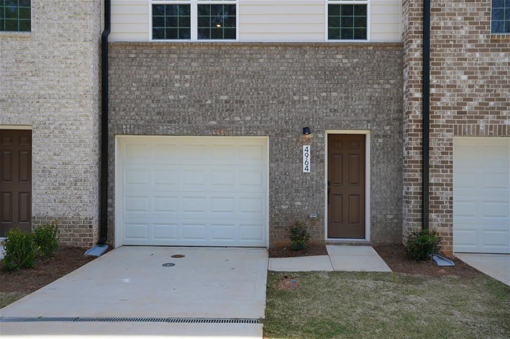 4960 Villager Ln Stone Mountain GA 30083 MLS 7572939F