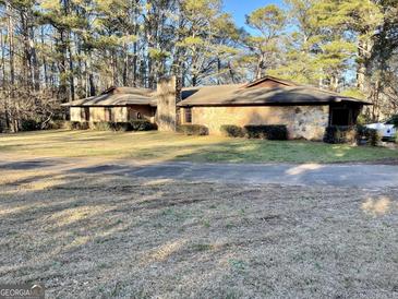 Photo one of 545 Highway 279 Fayetteville GA 30214 | MLS 10256162