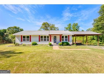 Photo one of 382 Lamb Rd Moreland GA 30259 | MLS 10387202