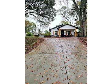 Photo one of 205 Old Griffin Rd Mcdonough GA 30253 | MLS 7302639