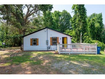 Photo one of 3245 Pebble Dr East Point GA 30344 | MLS 7328458