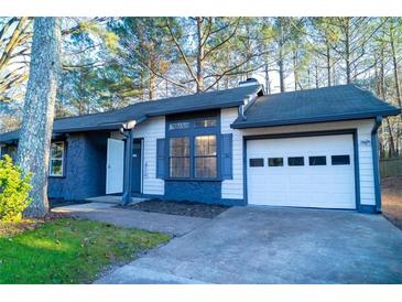 Photo one of 2110 Young Rd Lithonia GA 30058 | MLS 7341641